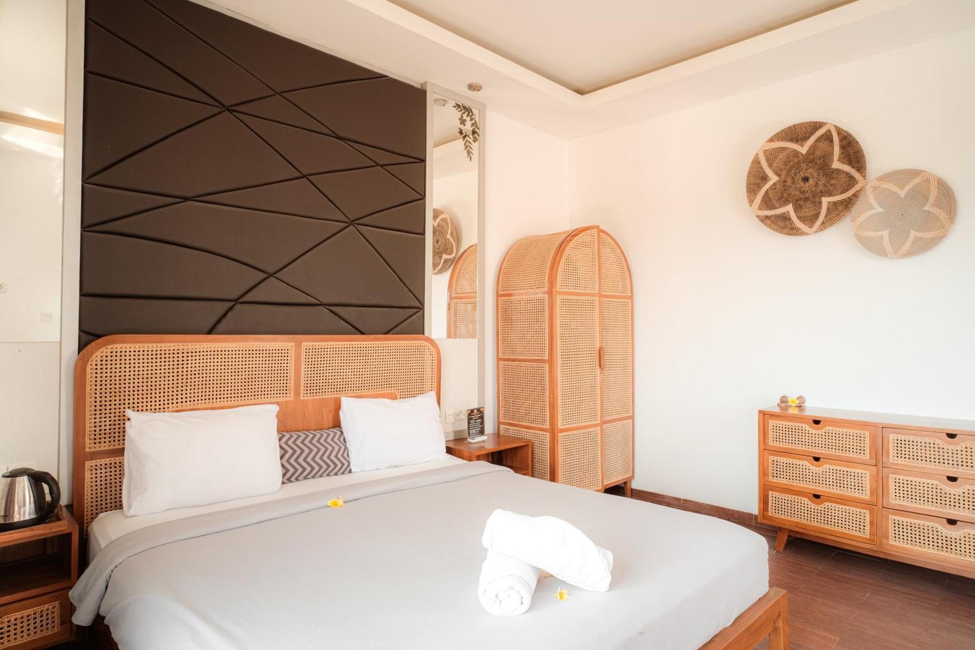Canggu Spirit Guest House エクステリア 写真