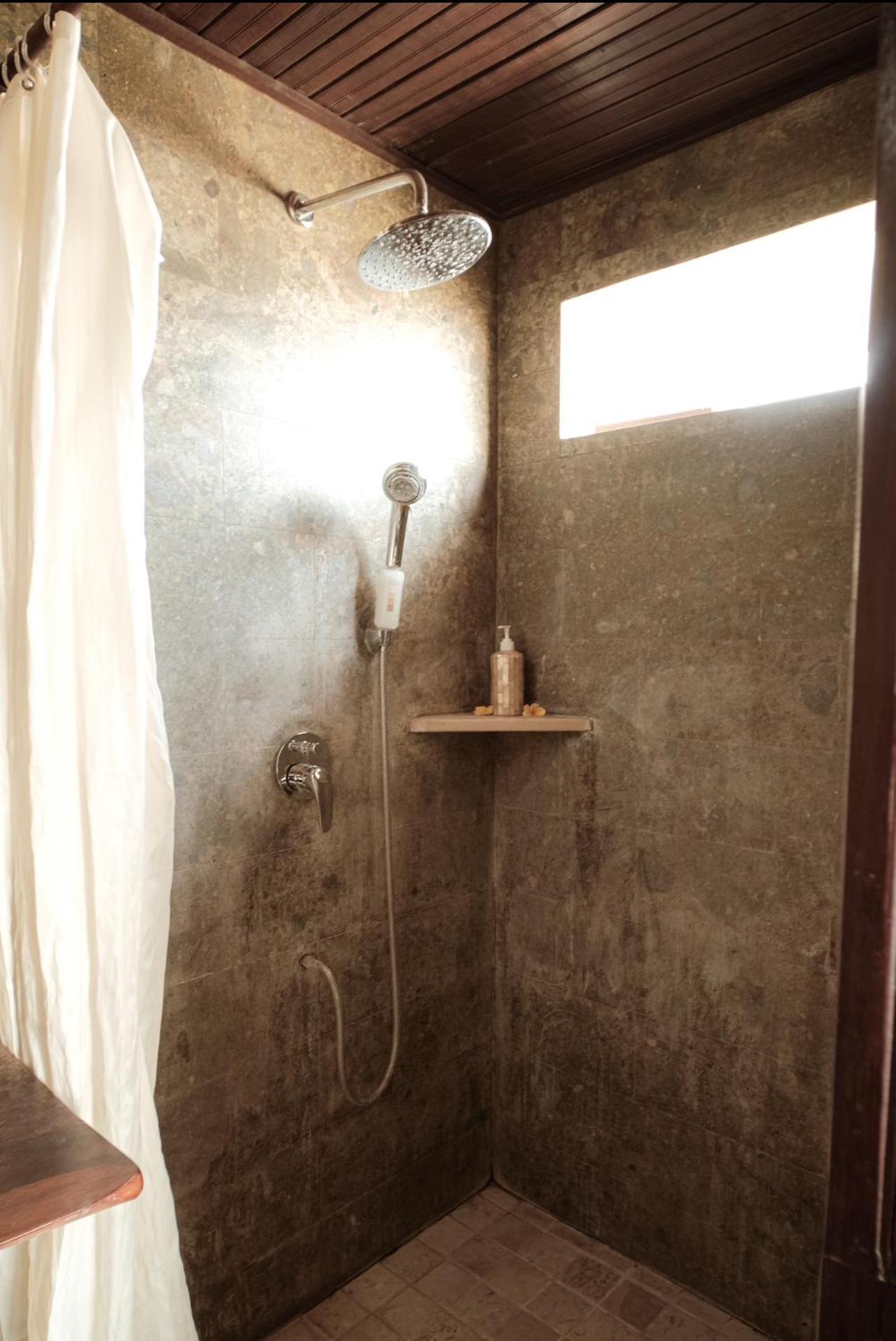 Canggu Spirit Guest House エクステリア 写真